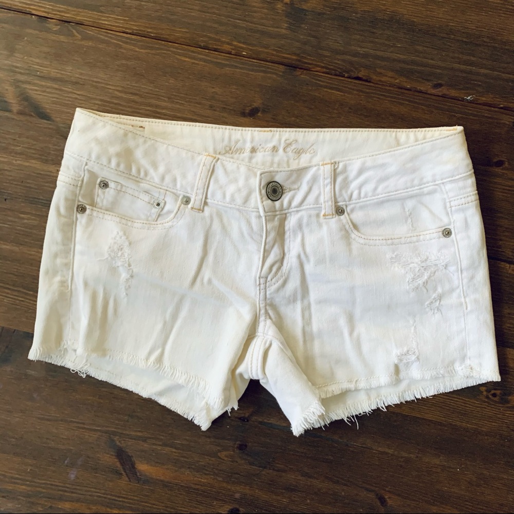 American Eagle White Stretch Jean Shorts